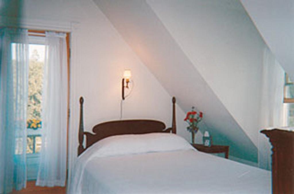 Atlantic Ark Inn Boothbay Harbor Room photo